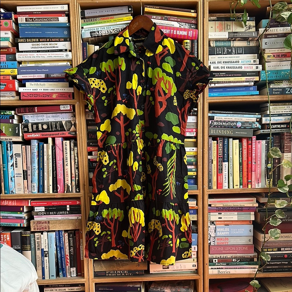 Nooworks Eloise mini dress, Colorful Black and Yellow Dress with Green Accents